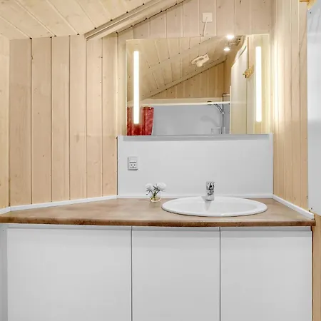 Holiday home Beautiful In Hvide Sande With Wifi